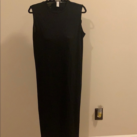 Dresses & Skirts - New Black dress